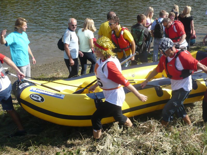 Raftové preteky - Karneval na vode 2011